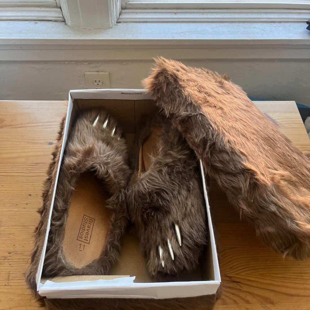 Bravest Studios Limited Stock/Rare Bear Claw Mules in Brown Size 11